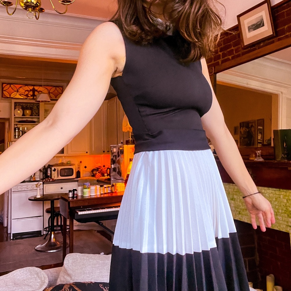 Mint 1960s Mary Dobbs Mod Color-Block B/W Dress W… - image 3